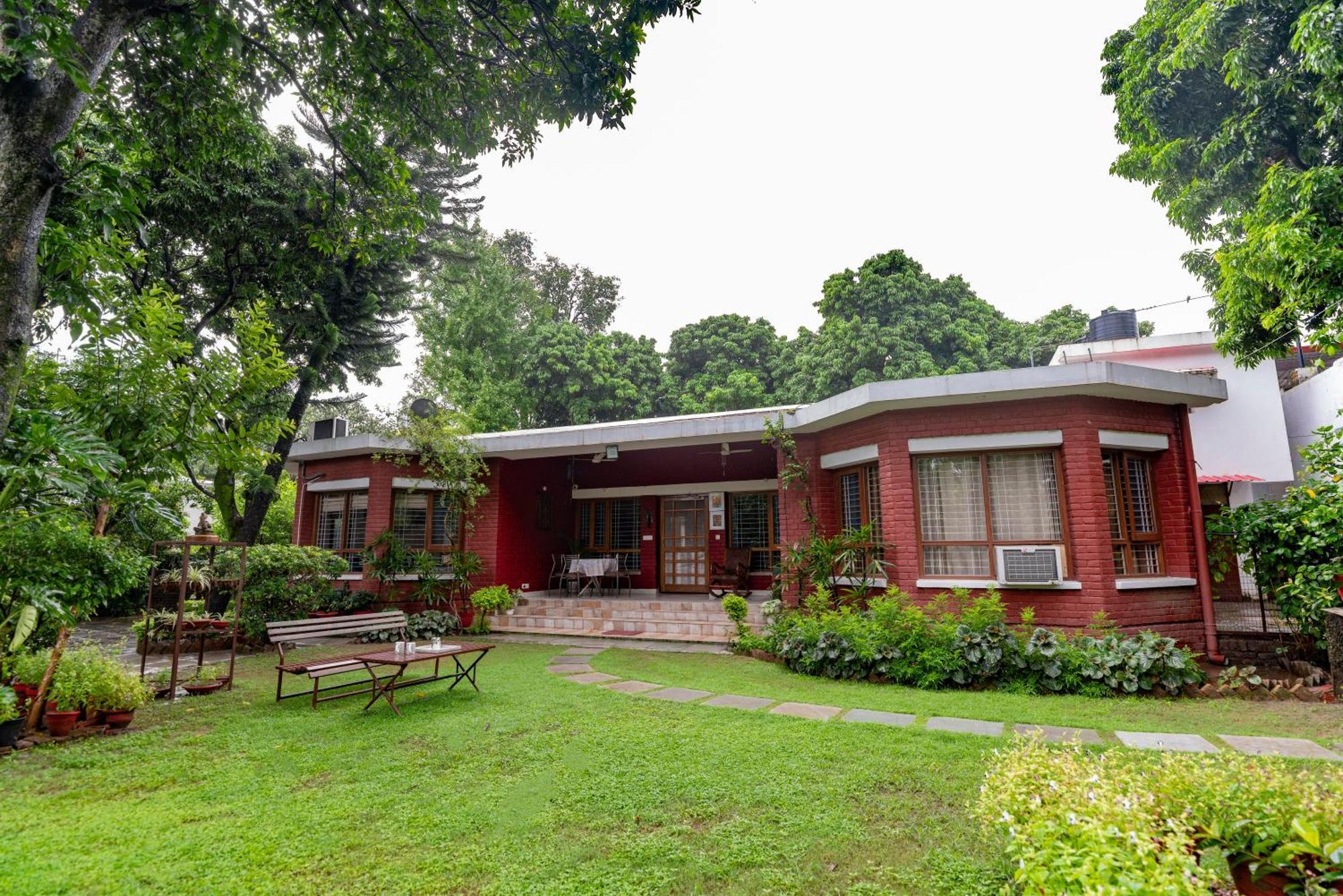 Saffronstays Doon Garden Villa - Near Doon School And Mall Road Dehradun Luaran gambar