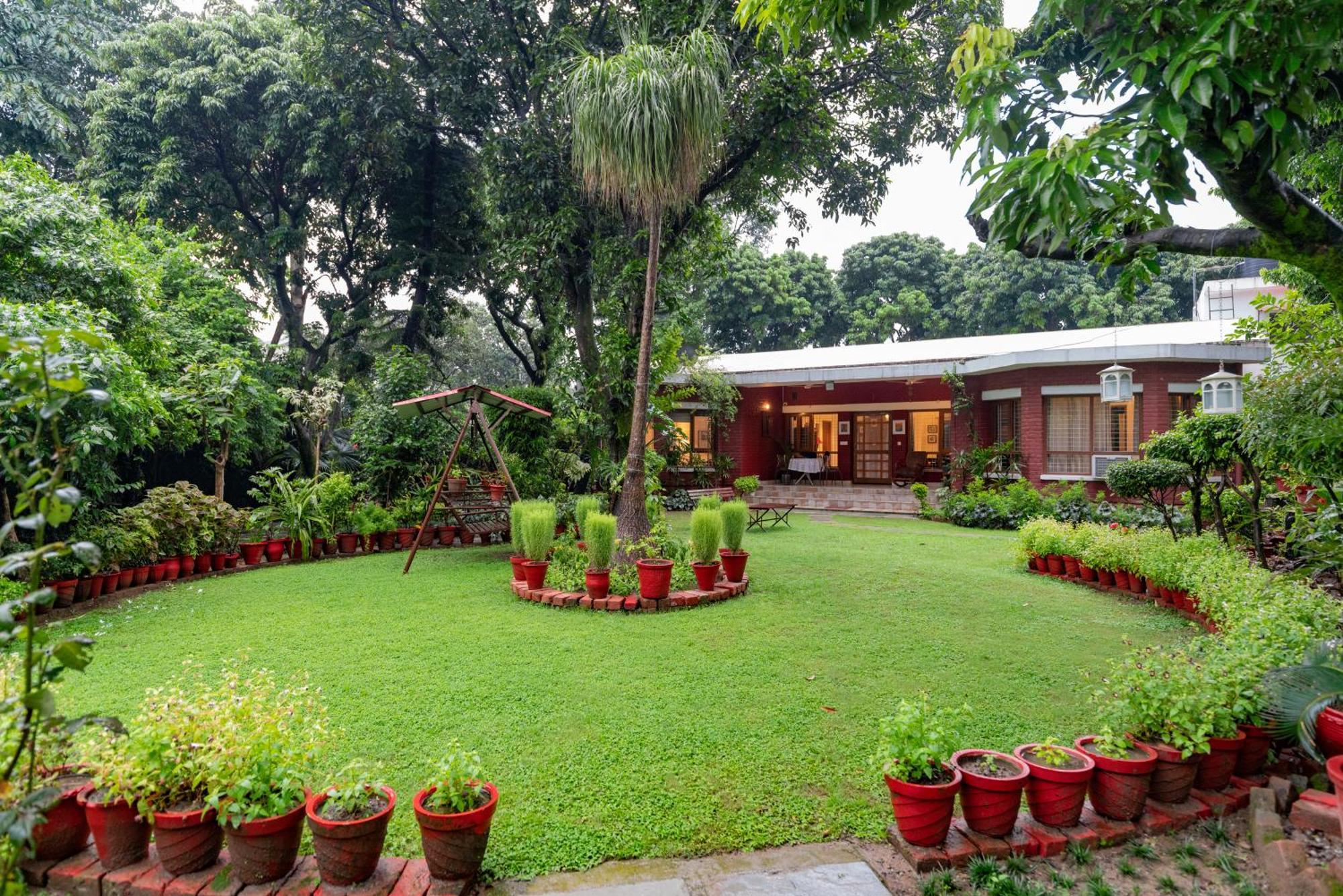 Saffronstays Doon Garden Villa - Near Doon School And Mall Road Dehradun Luaran gambar